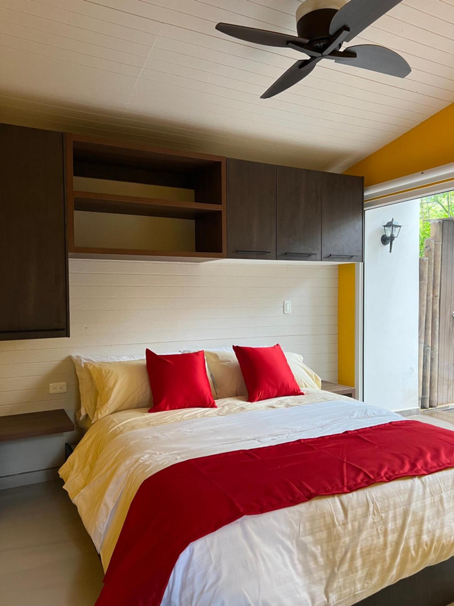 Lodge Subtropica Premium -